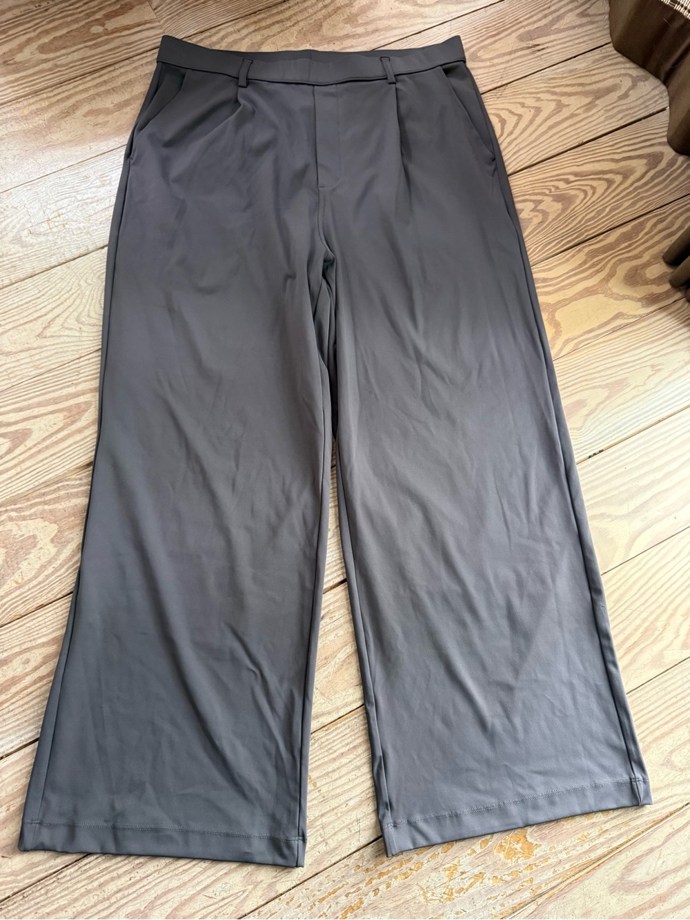 Halara Grey Wide Leg Pants Size XL NWT
